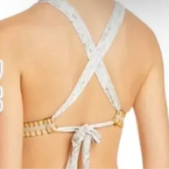 Platinum Inspired by Solange Ferrarini Cobra Crochet Trim Swim Bikini Top Size D - Picture 3 of 9